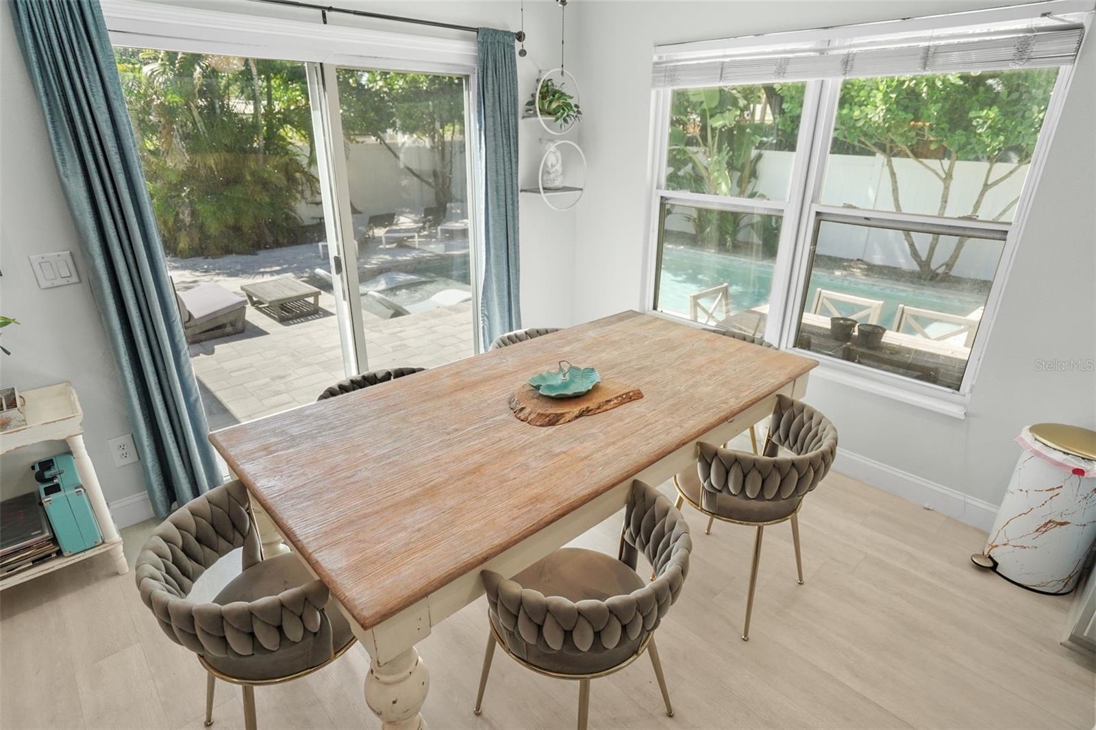 Image 20 of 57 For 4800 16th Street N