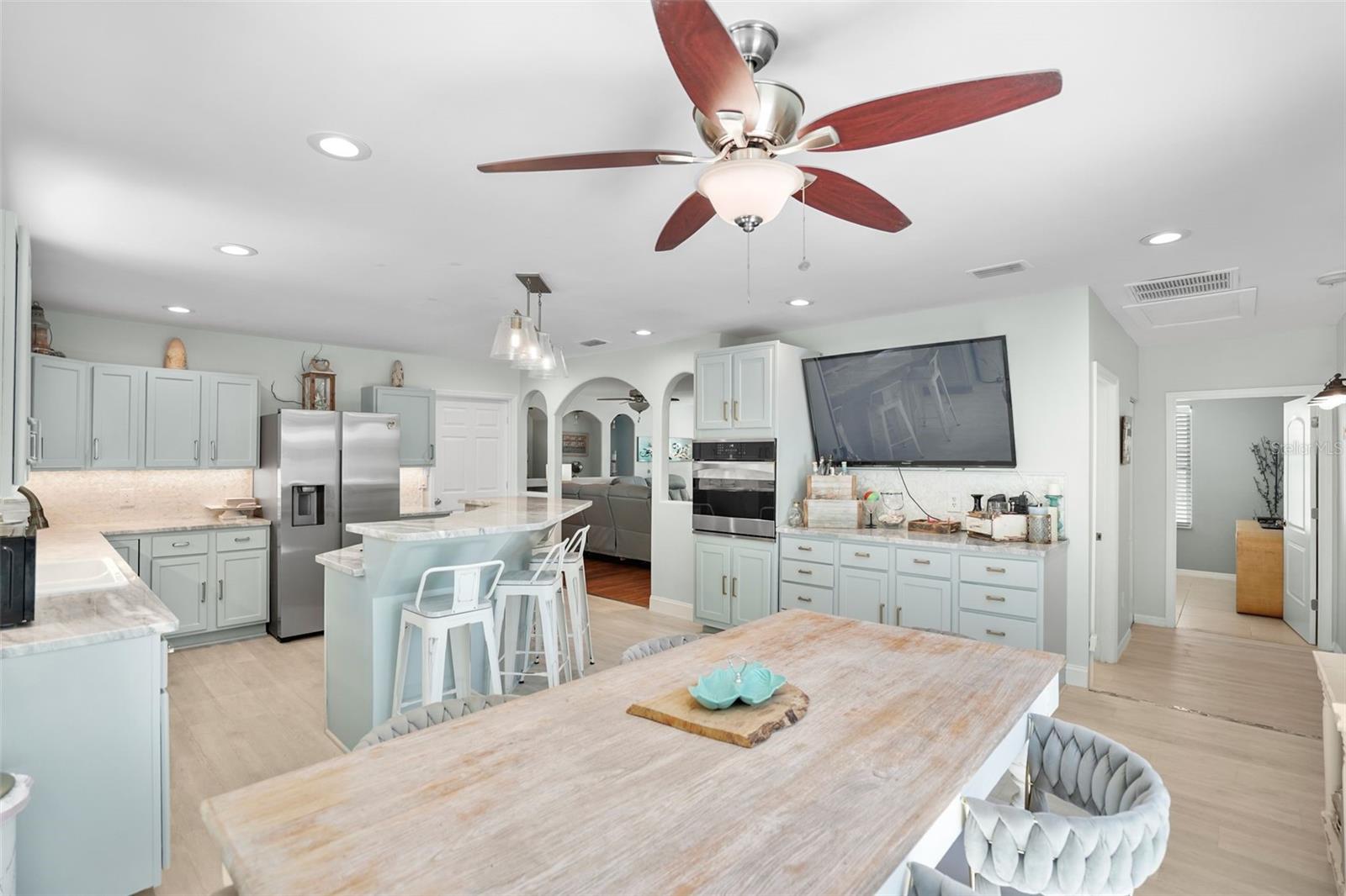 Image 28 of 57 For 4800 16th Street N