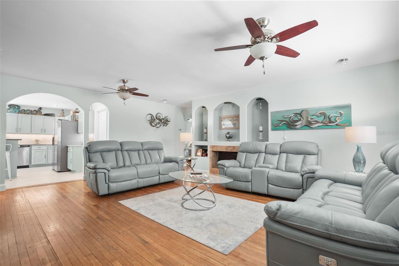 Image 29 of 57 For 4800 16th Street N