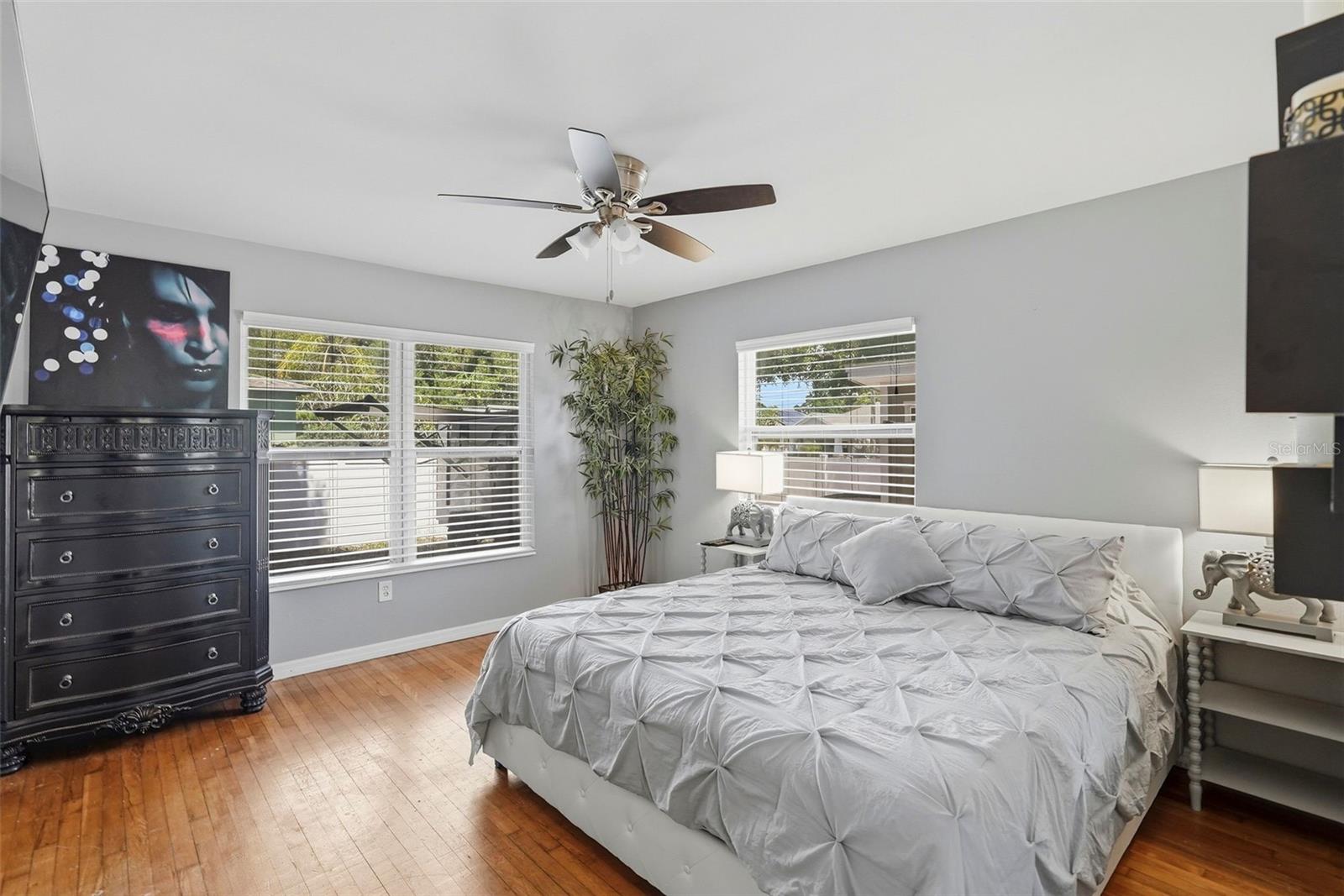 Image 30 of 57 For 4800 16th Street N