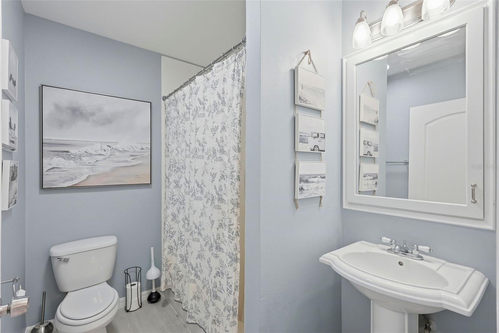 Image 34 of 57 For 4800 16th Street N