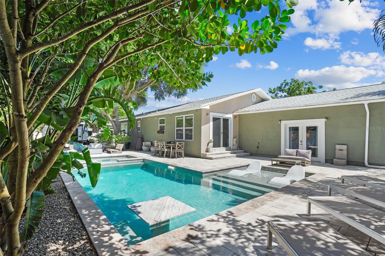 Image 39 of 57 For 4800 16th Street N