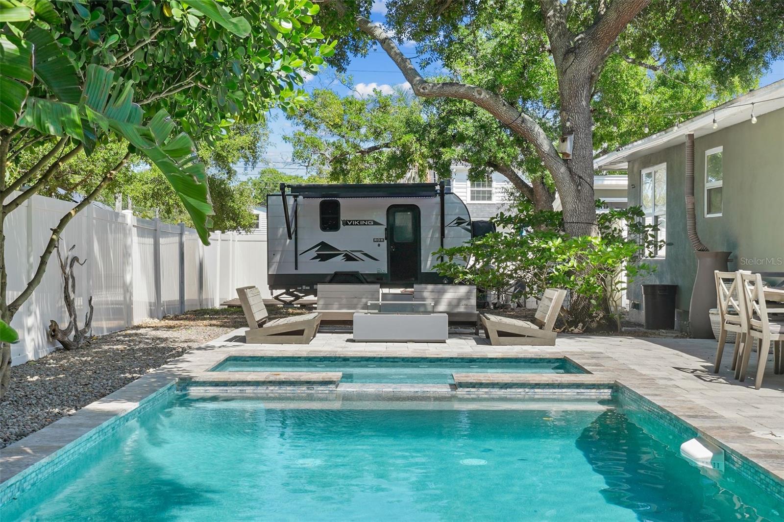 Image 42 of 57 For 4800 16th Street N