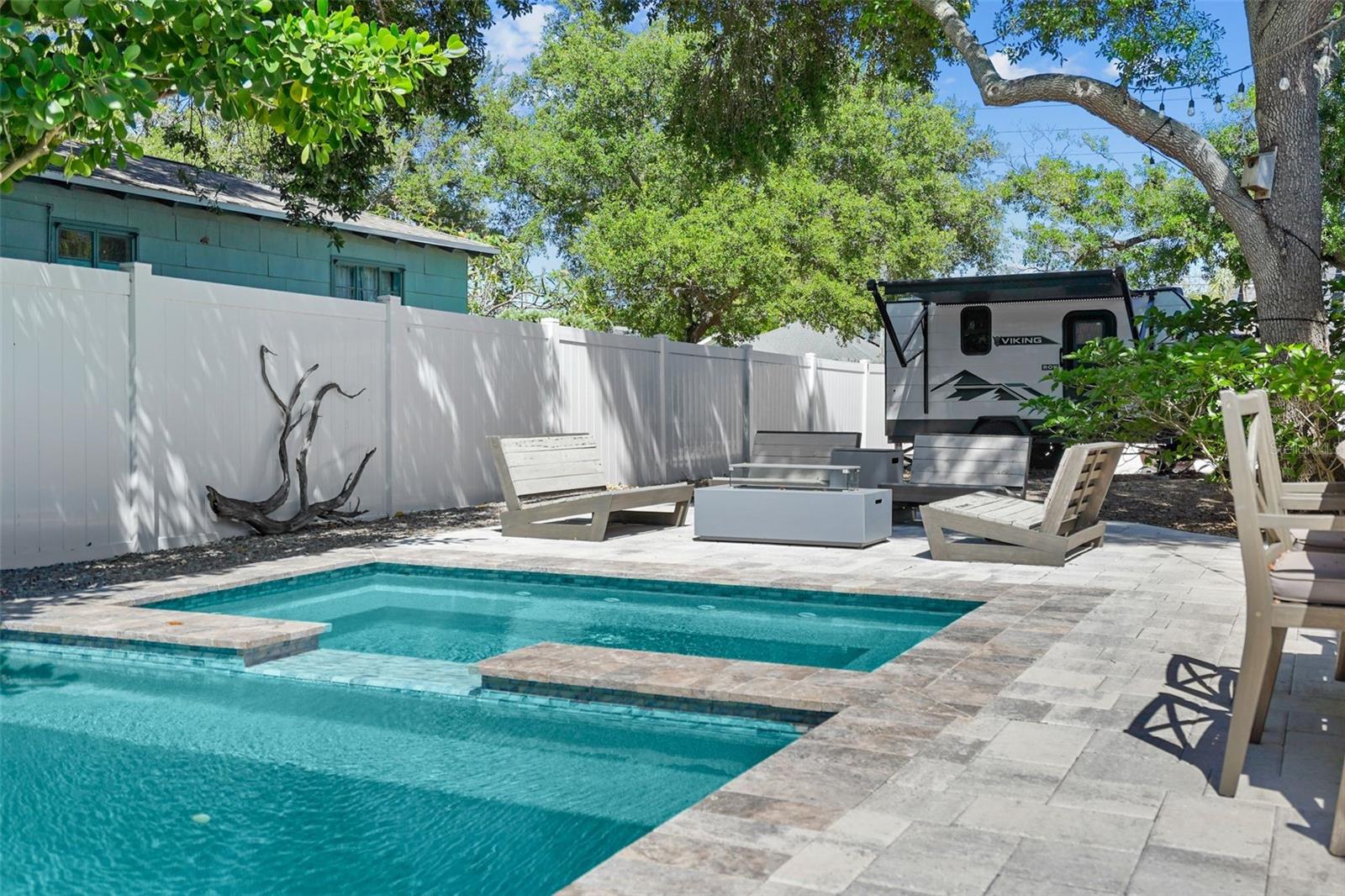 Image 43 of 57 For 4800 16th Street N