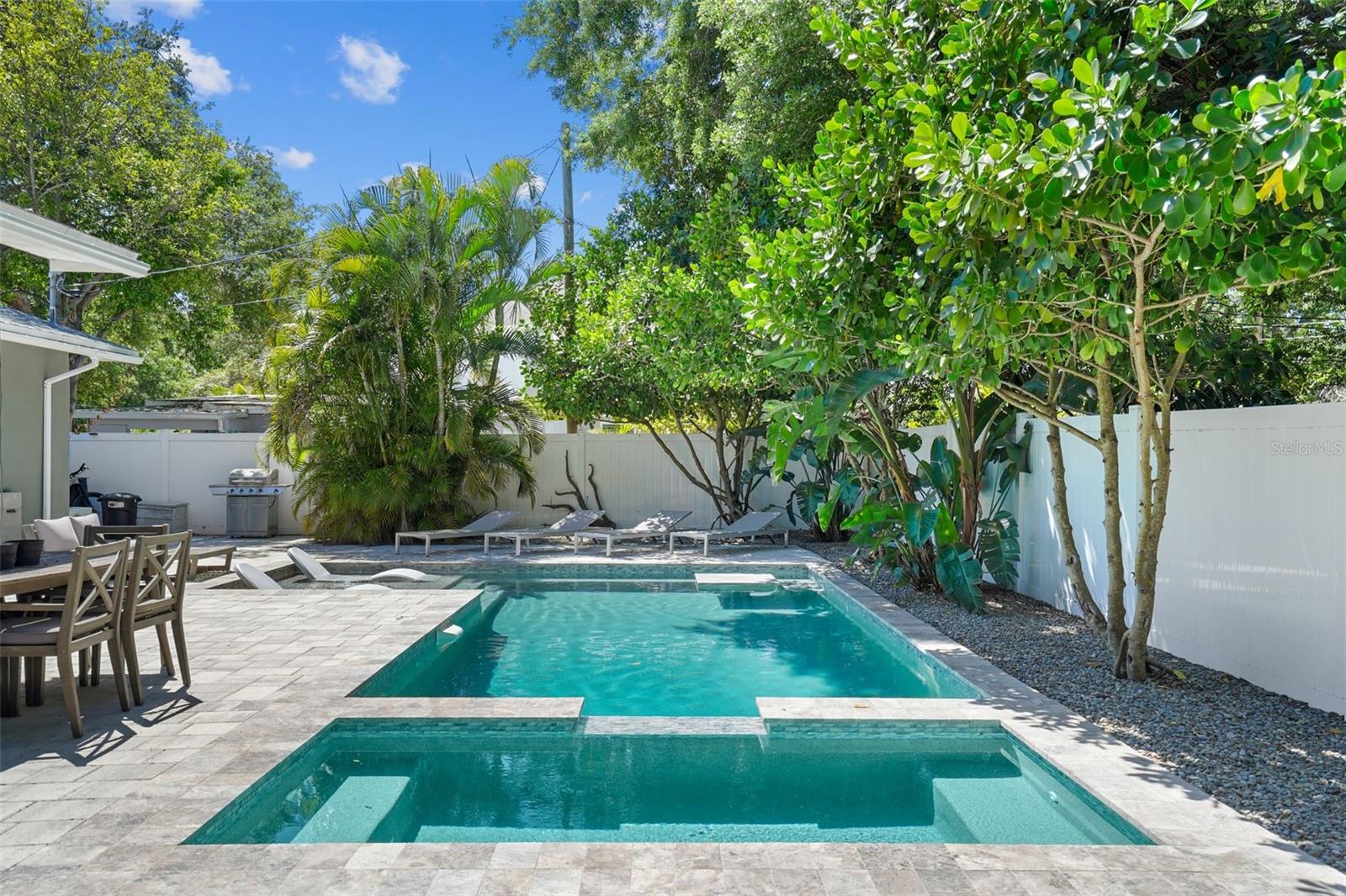 Image 46 of 57 For 4800 16th Street N