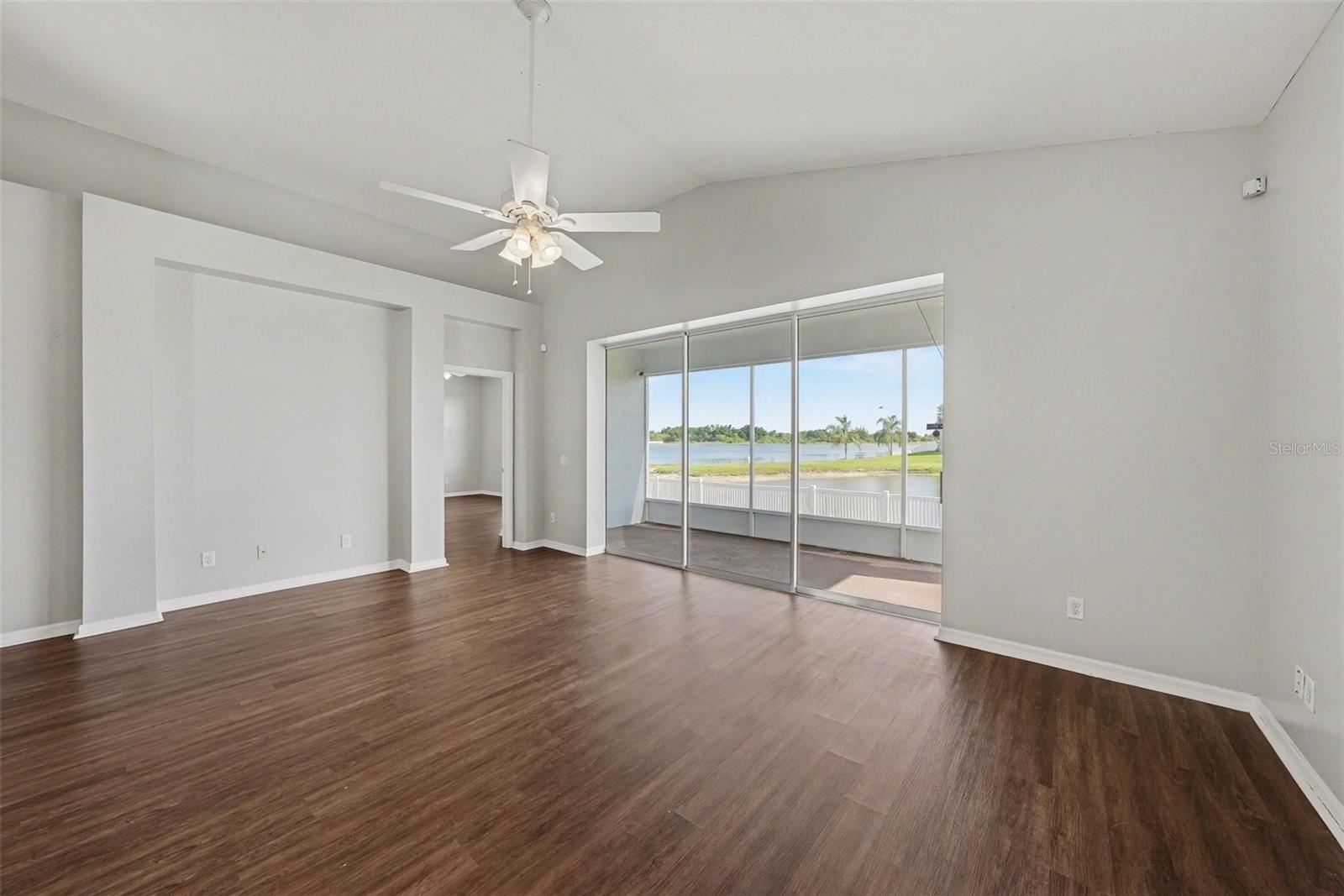 Image 15 of 30 For 636 Tanana Fall Drive