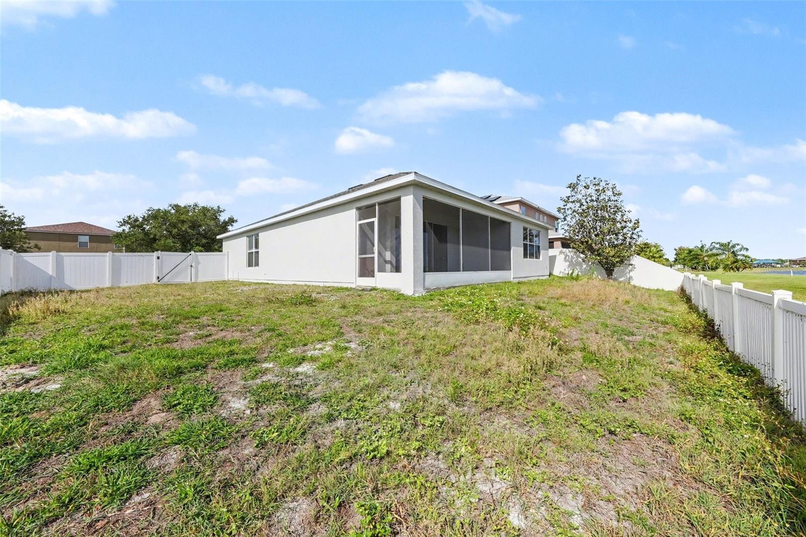 Image 25 of 30 For 636 Tanana Fall Drive