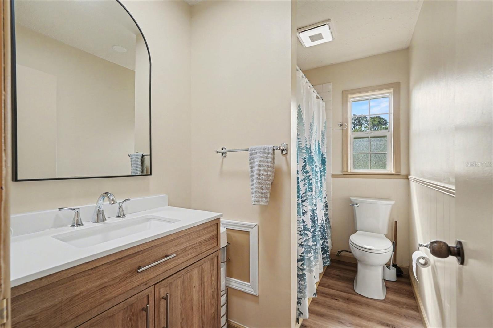 Image 16 of 29 For 4341 Alison Street