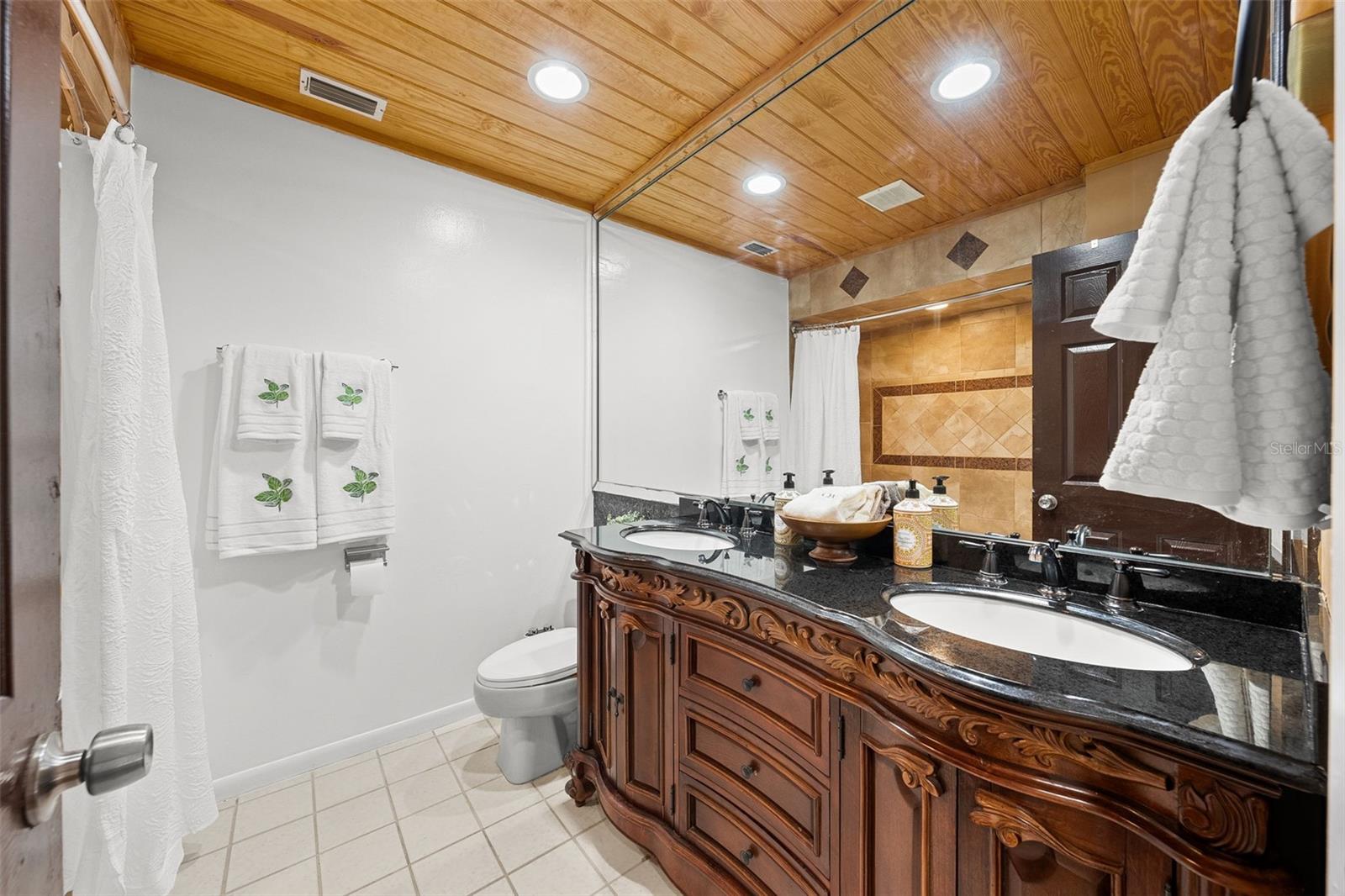 Image 20 of 56 For 17301 Estes Road