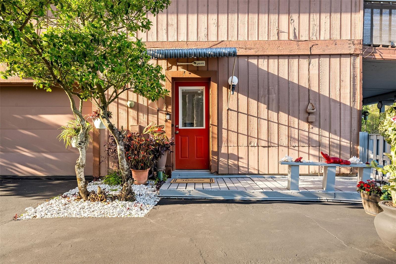 Image 28 of 56 For 17301 Estes Road