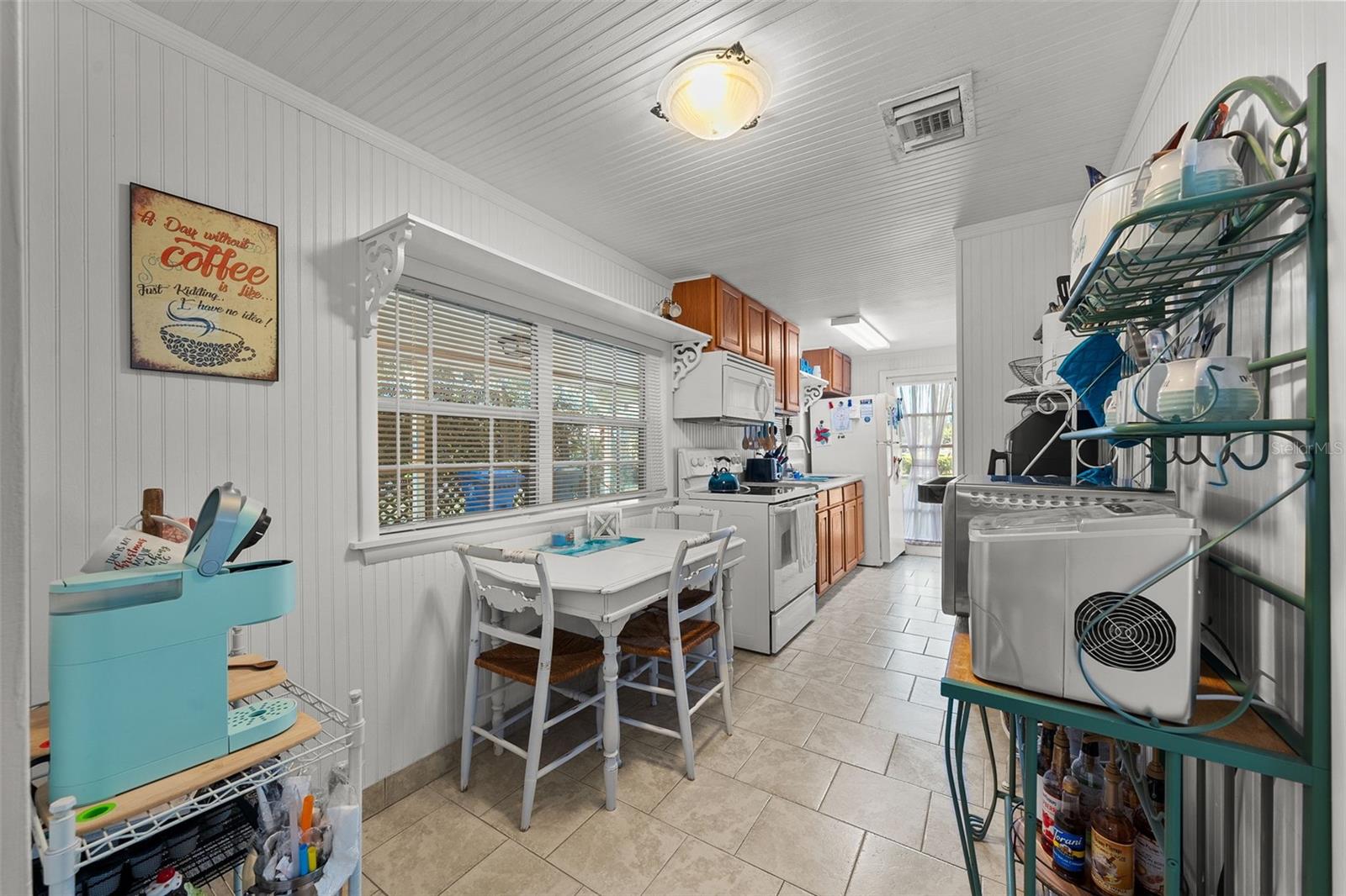 Image 36 of 56 For 17301 Estes Road