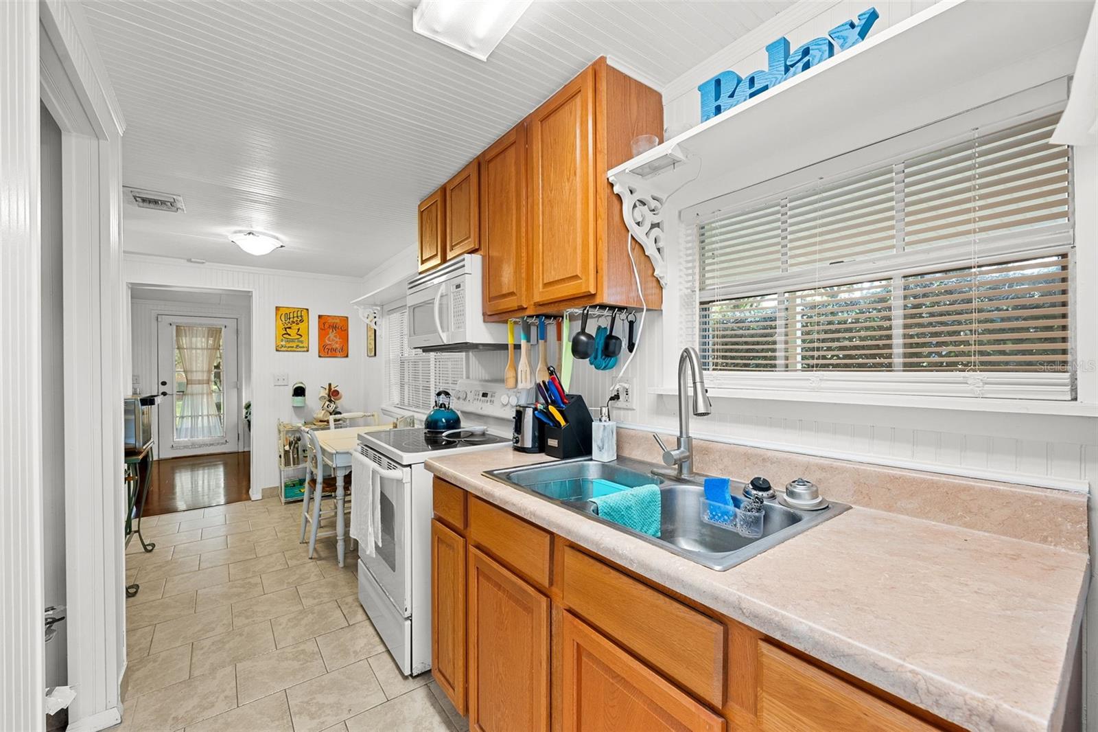 Image 38 of 56 For 17301 Estes Road