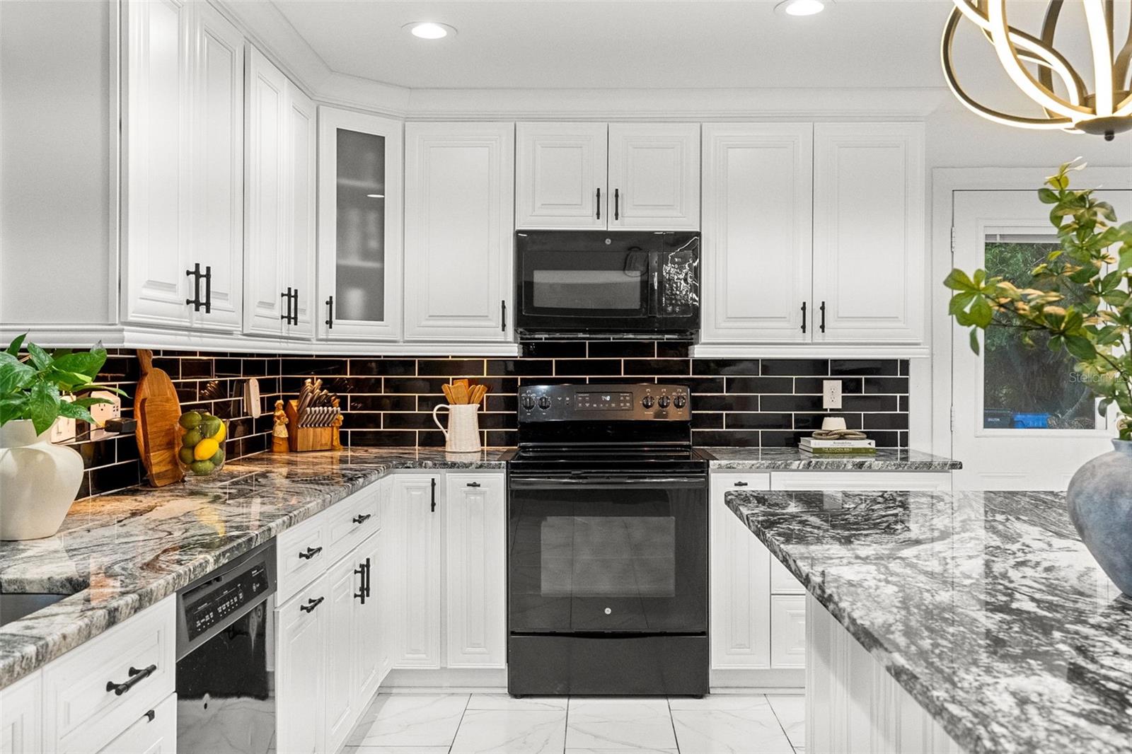 Image 6 of 56 For 17301 Estes Road