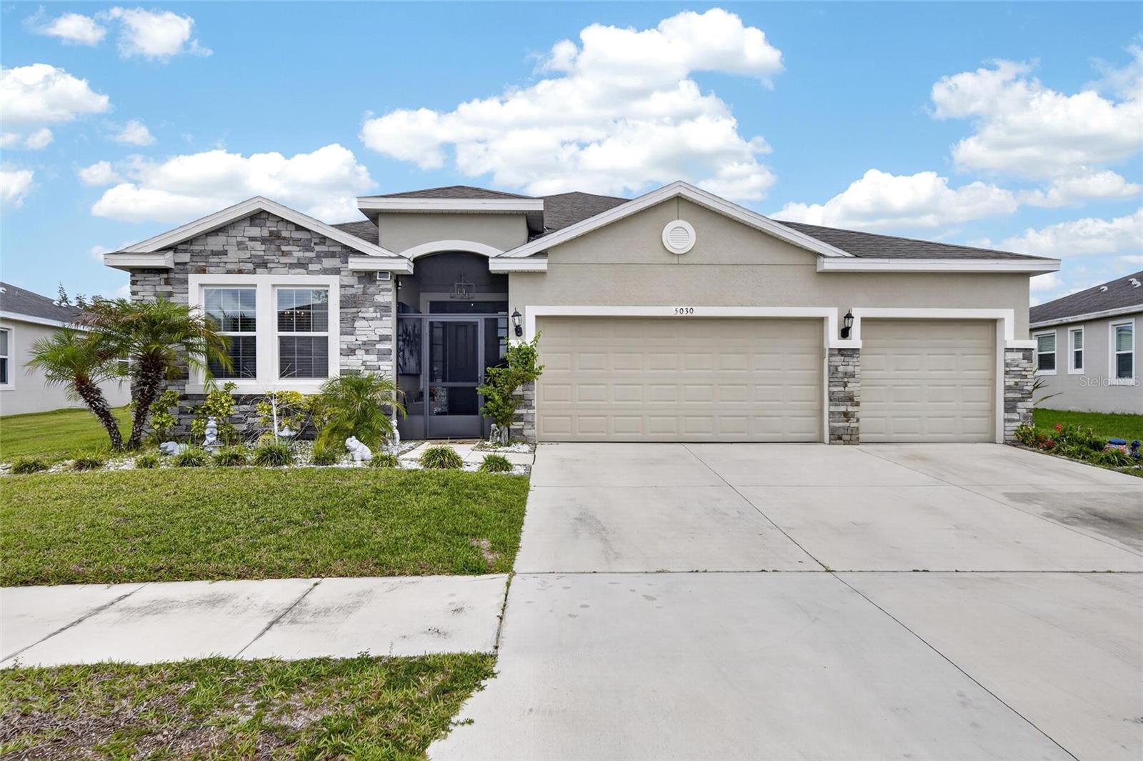 Image 2 of 56 For 5030 Jagged Cloud Drive