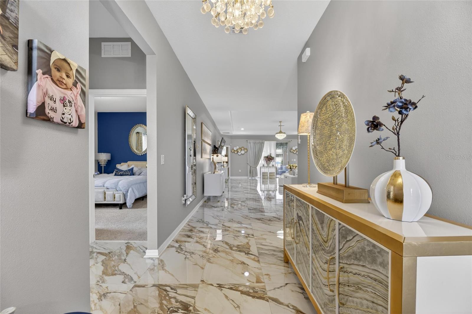 Image 8 of 56 For 5030 Jagged Cloud Drive