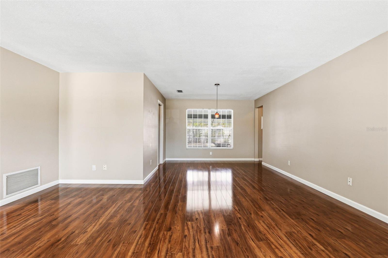 Image 10 of 56 For 14649 Bay Drive