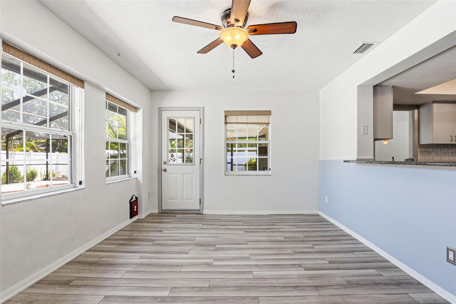 Image 18 of 56 For 14649 Bay Drive