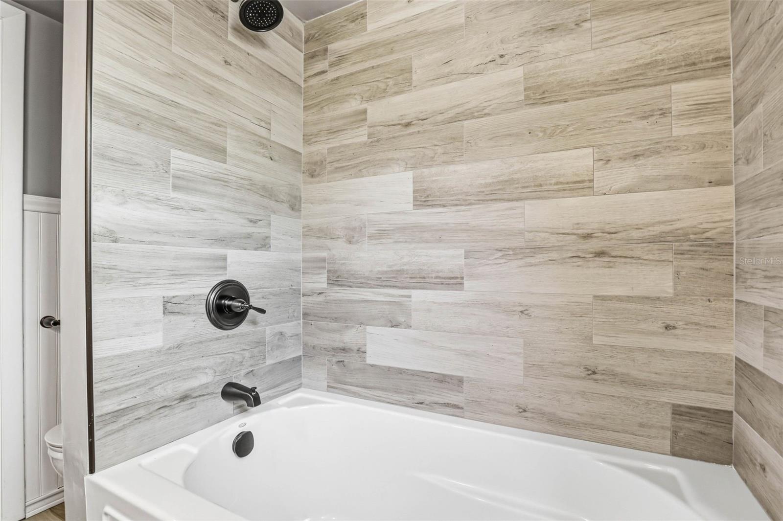 Image 25 of 56 For 14649 Bay Drive