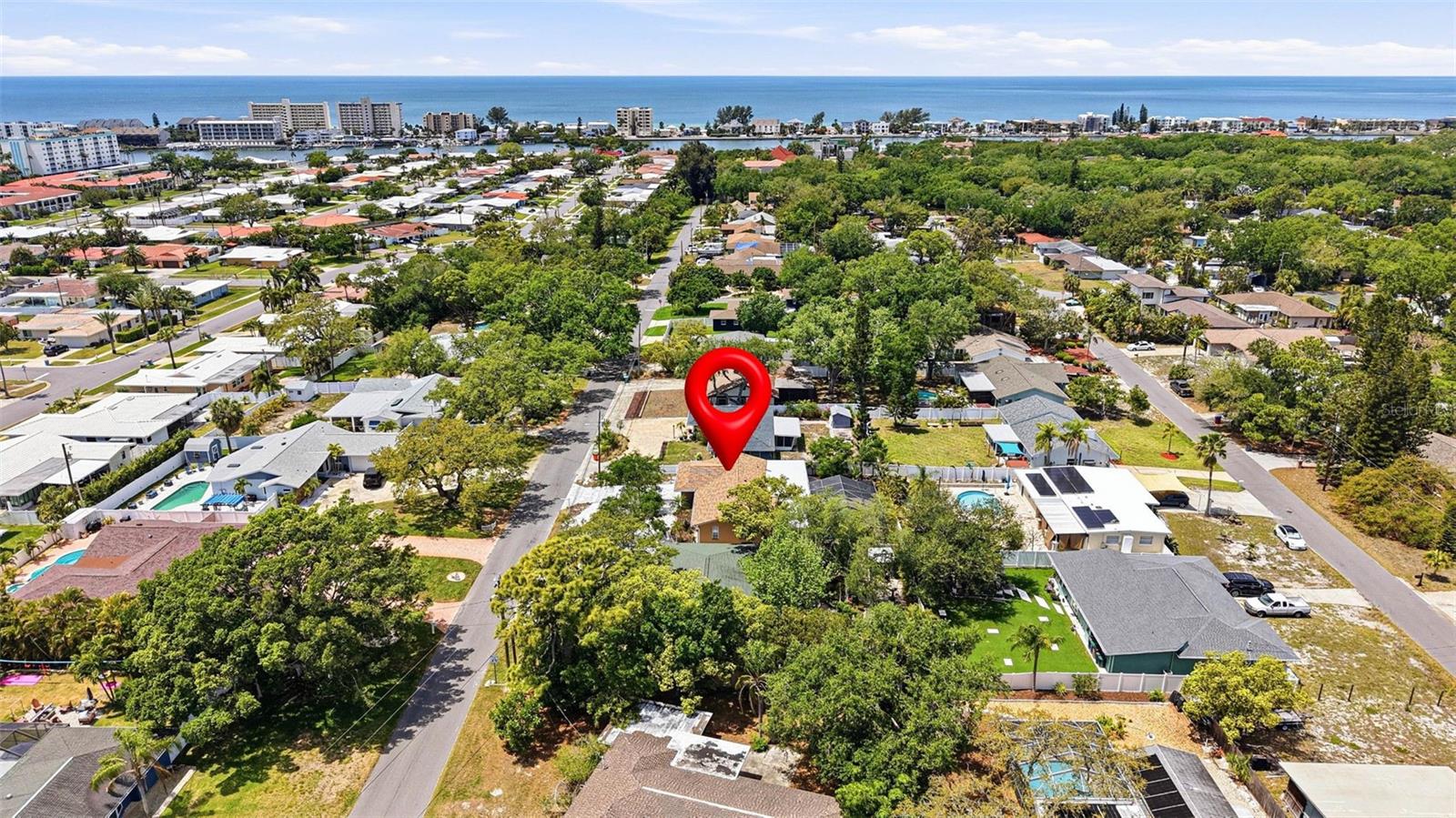 Image 3 of 56 For 14649 Bay Drive