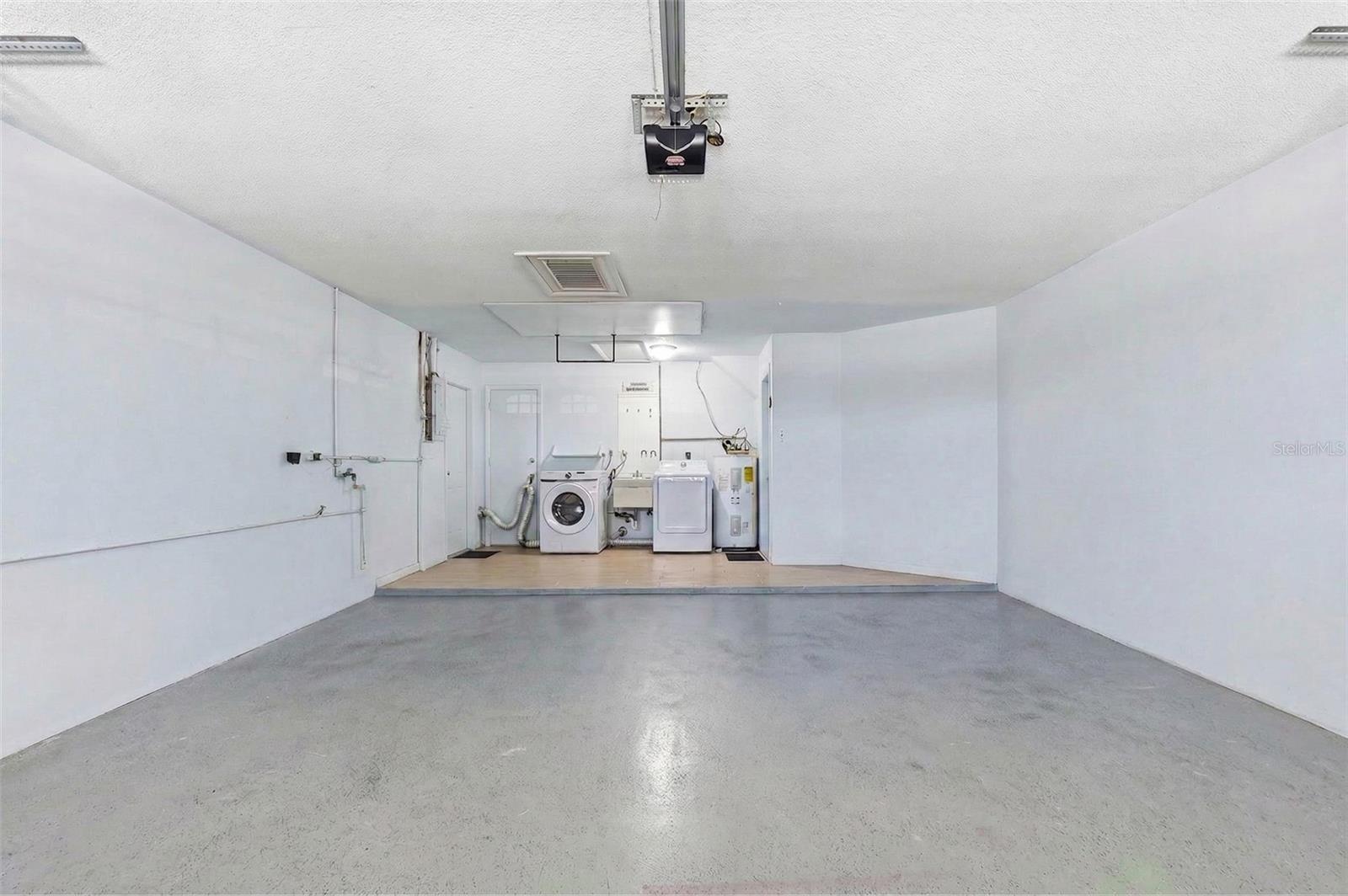 Image 32 of 56 For 14649 Bay Drive