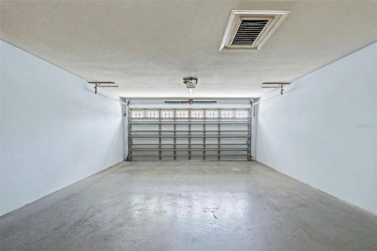 Image 34 of 56 For 14649 Bay Drive