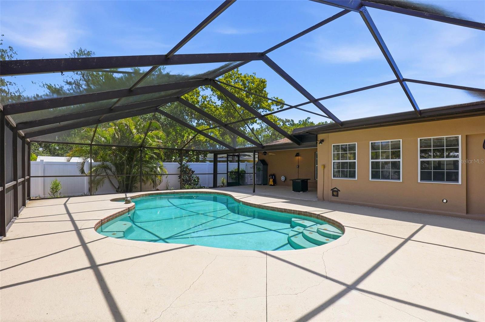 Image 40 of 56 For 14649 Bay Drive