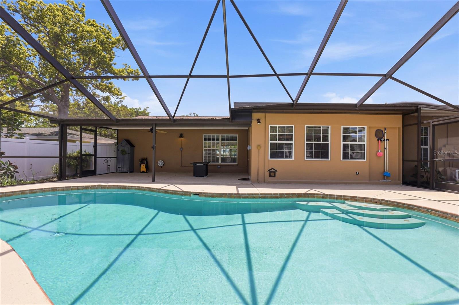 Image 44 of 56 For 14649 Bay Drive