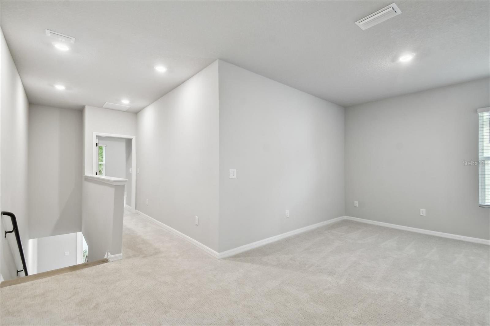 Image 14 of 15 For 2710 North A Street 2