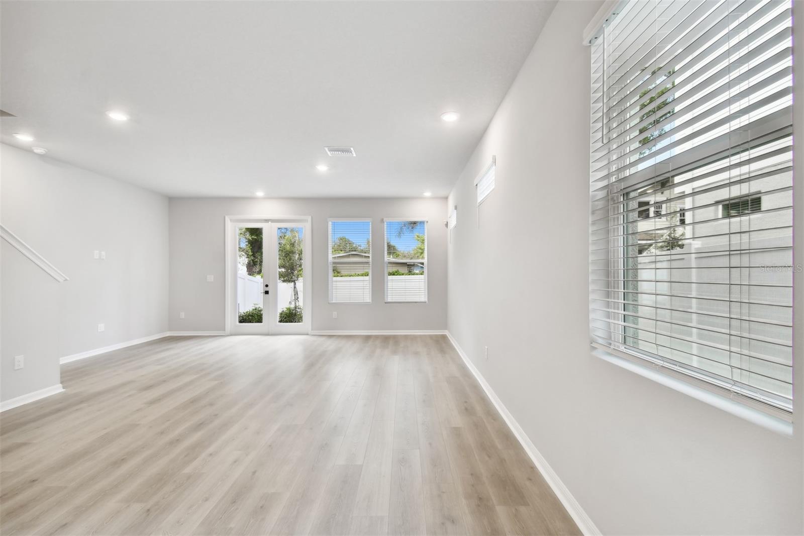 Image 8 of 15 For 2710 North A Street 2