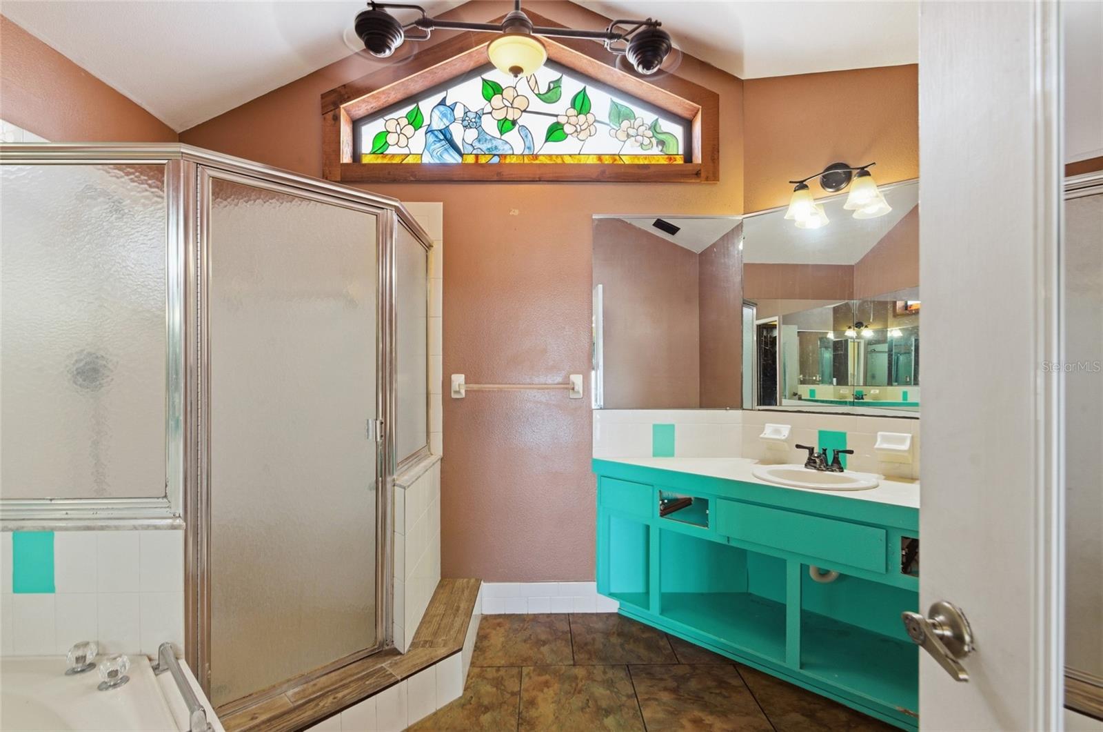 Image 18 of 27 For 8161 Shalom Drive