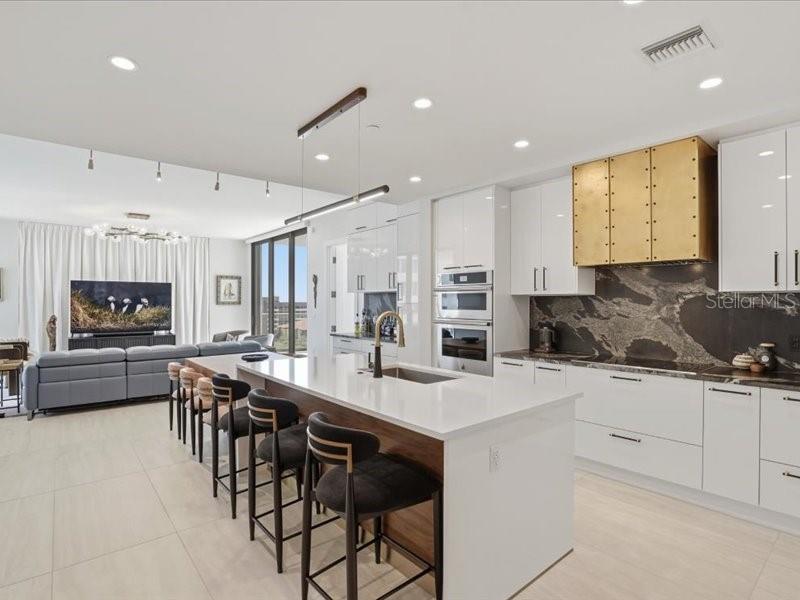 Image 10 of 68 For 301 1st Street S 907