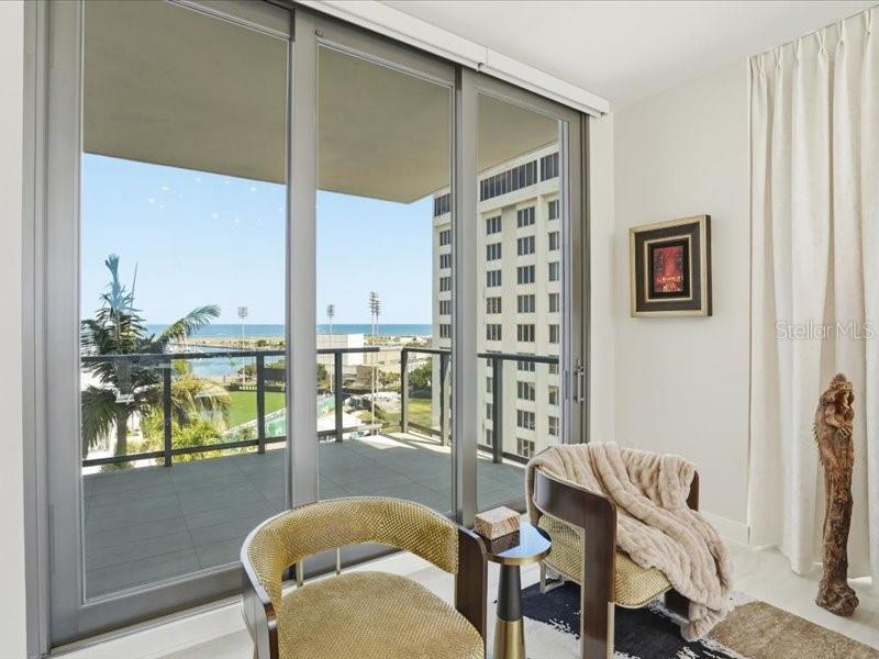 Image 20 of 68 For 301 1st Street S 907