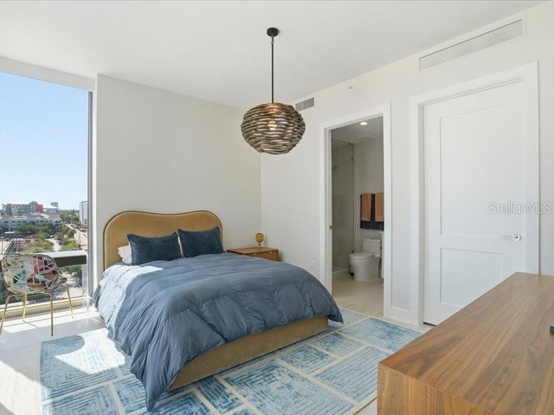 Image 24 of 68 For 301 1st Street S 907