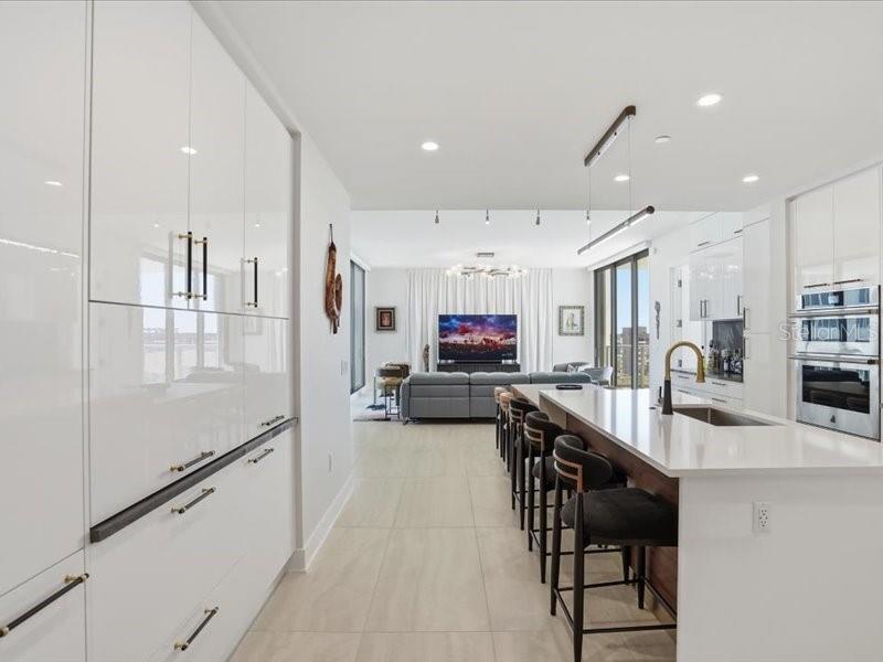 Image 28 of 68 For 301 1st Street S 907