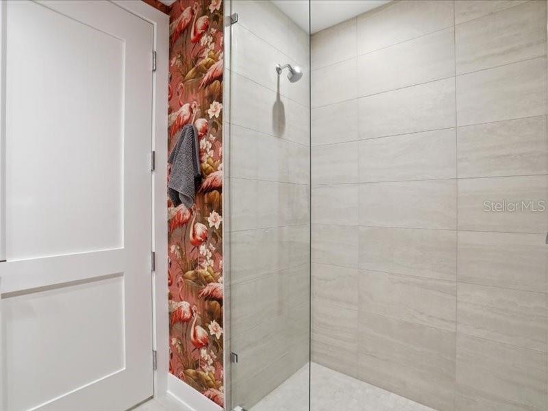 Image 33 of 68 For 301 1st Street S 907