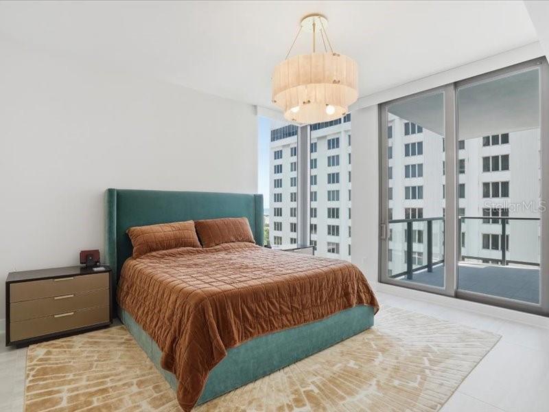 Image 34 of 68 For 301 1st Street S 907