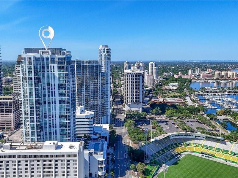 Image 48 of 68 For 301 1st Street S 907