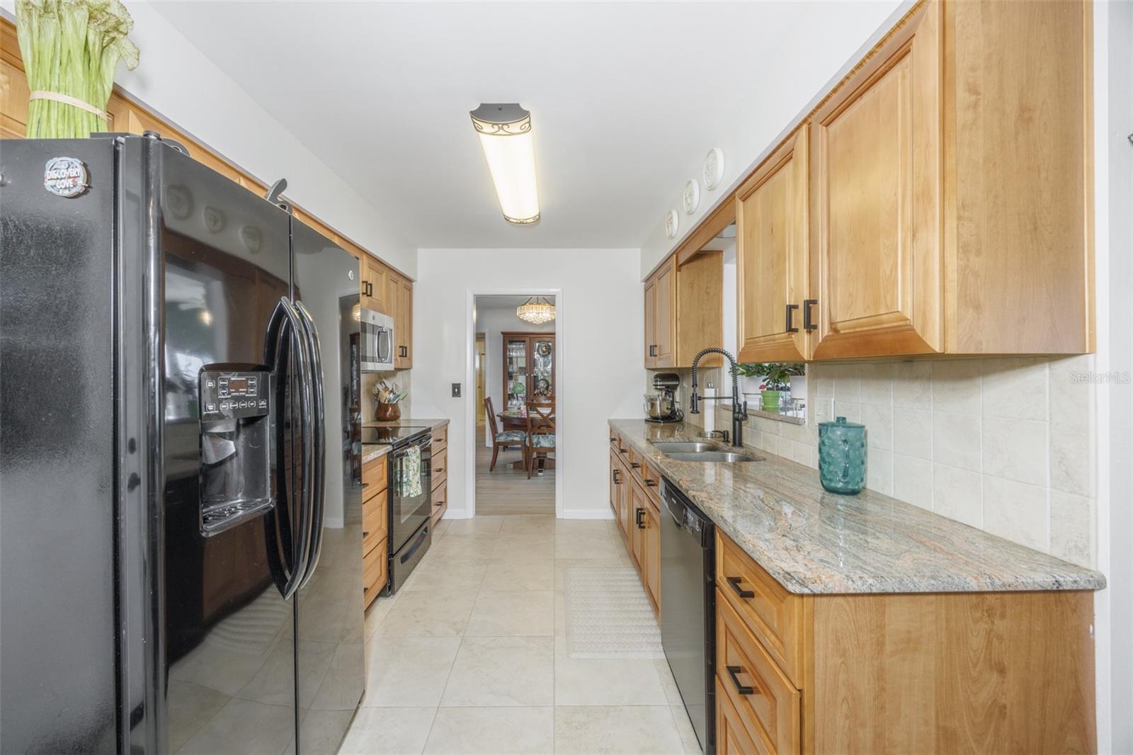 Image 18 of 51 For 1704 Danbury Drive