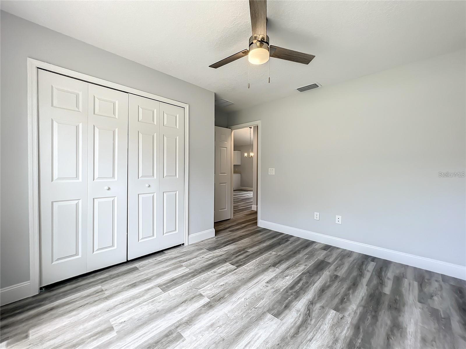Image 21 of 32 For 15962 53rd Court