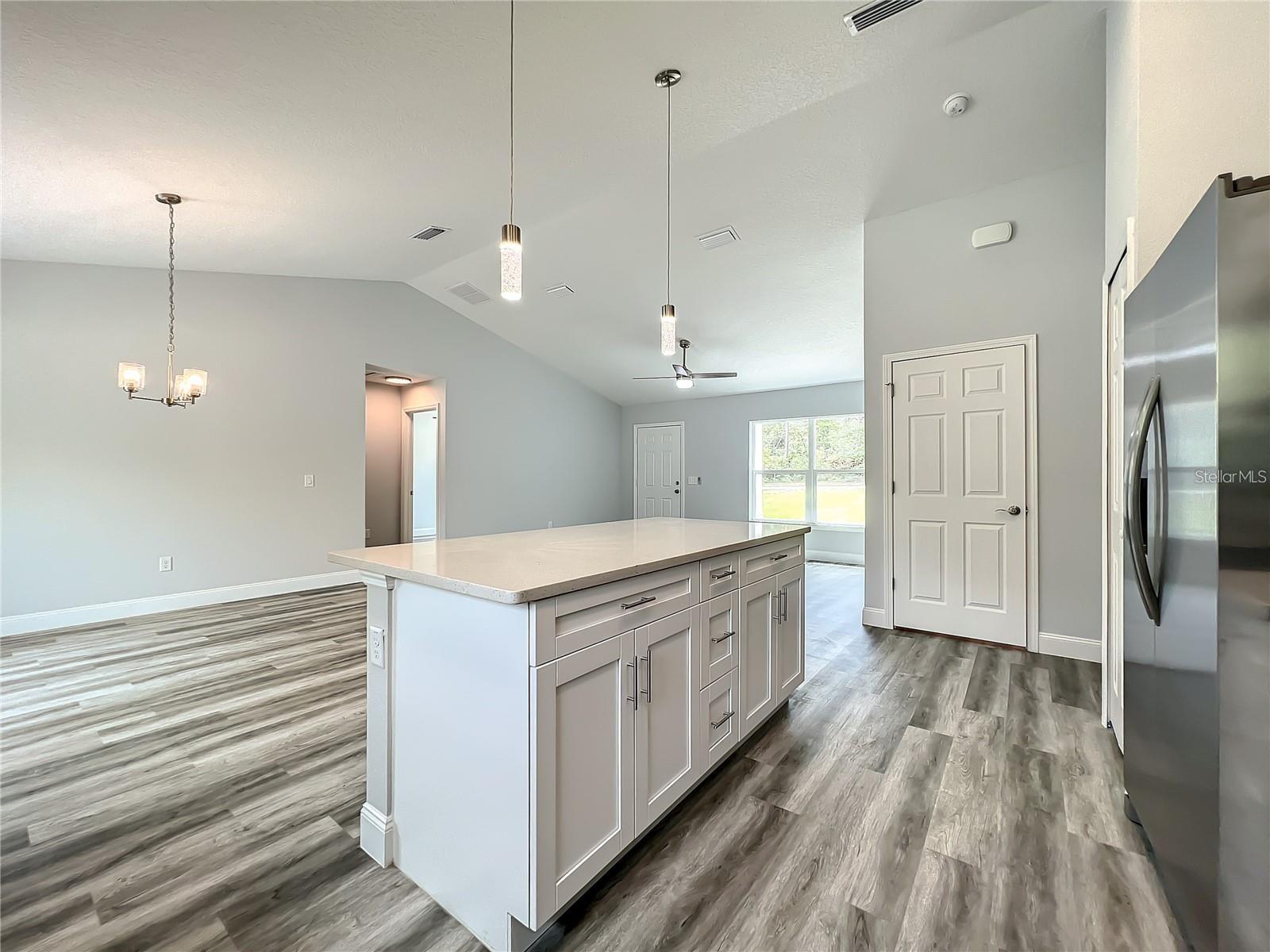 Image 7 of 32 For 15962 53rd Court