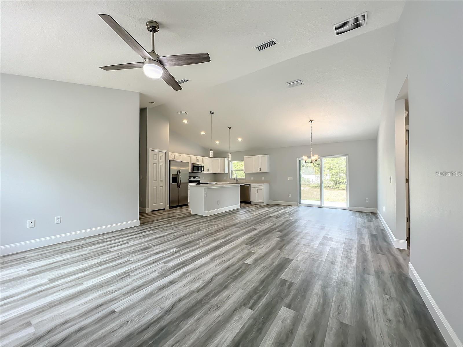 Image 8 of 32 For 15962 53rd Court