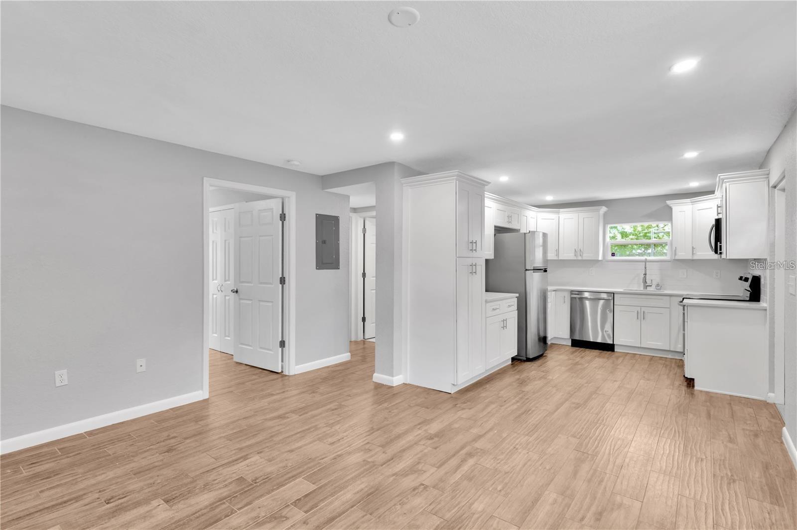 Image 10 of 28 For 2223 Gordon Street