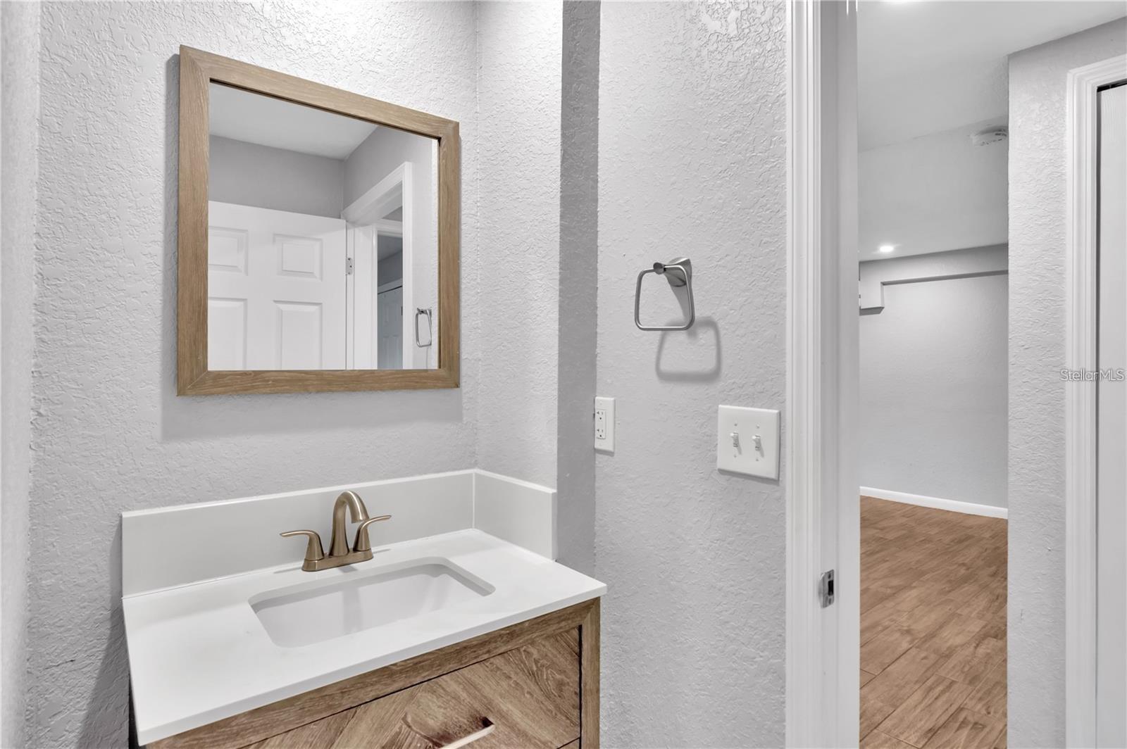 Image 23 of 28 For 2223 Gordon Street