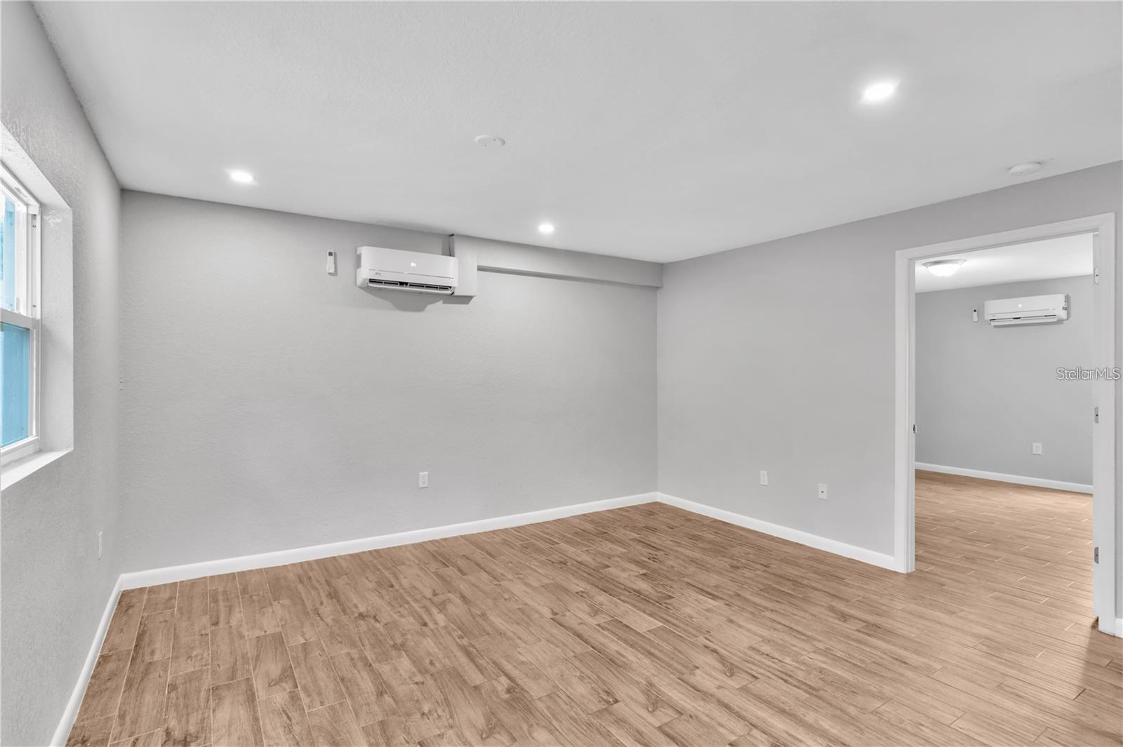 Image 9 of 28 For 2223 Gordon Street