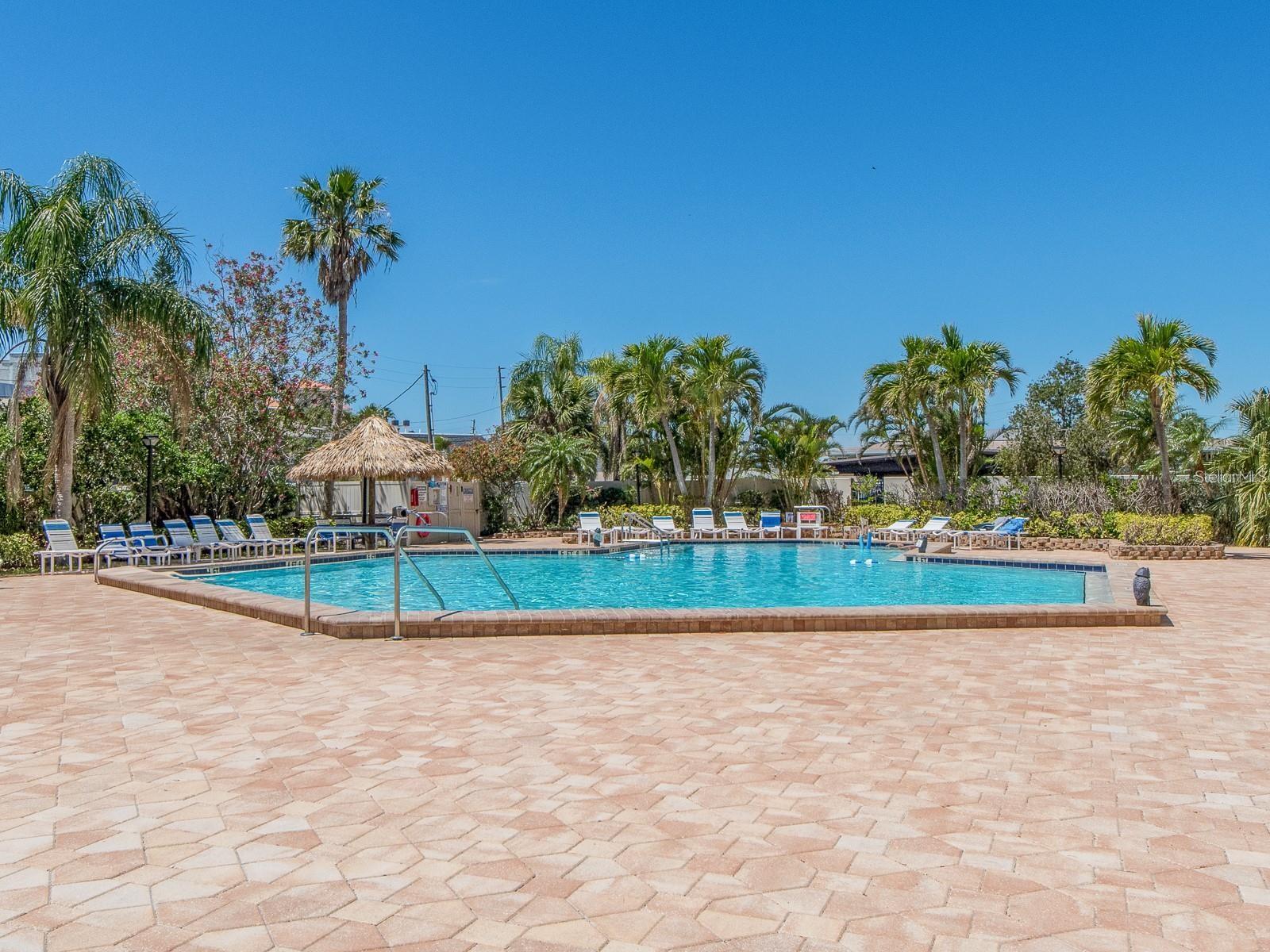 Image 36 of 37 For 320 Island Way 606