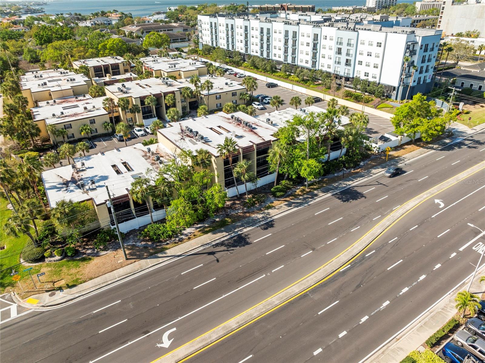 Image 7 of 36 For 5304 Kennedy Boulevard 107