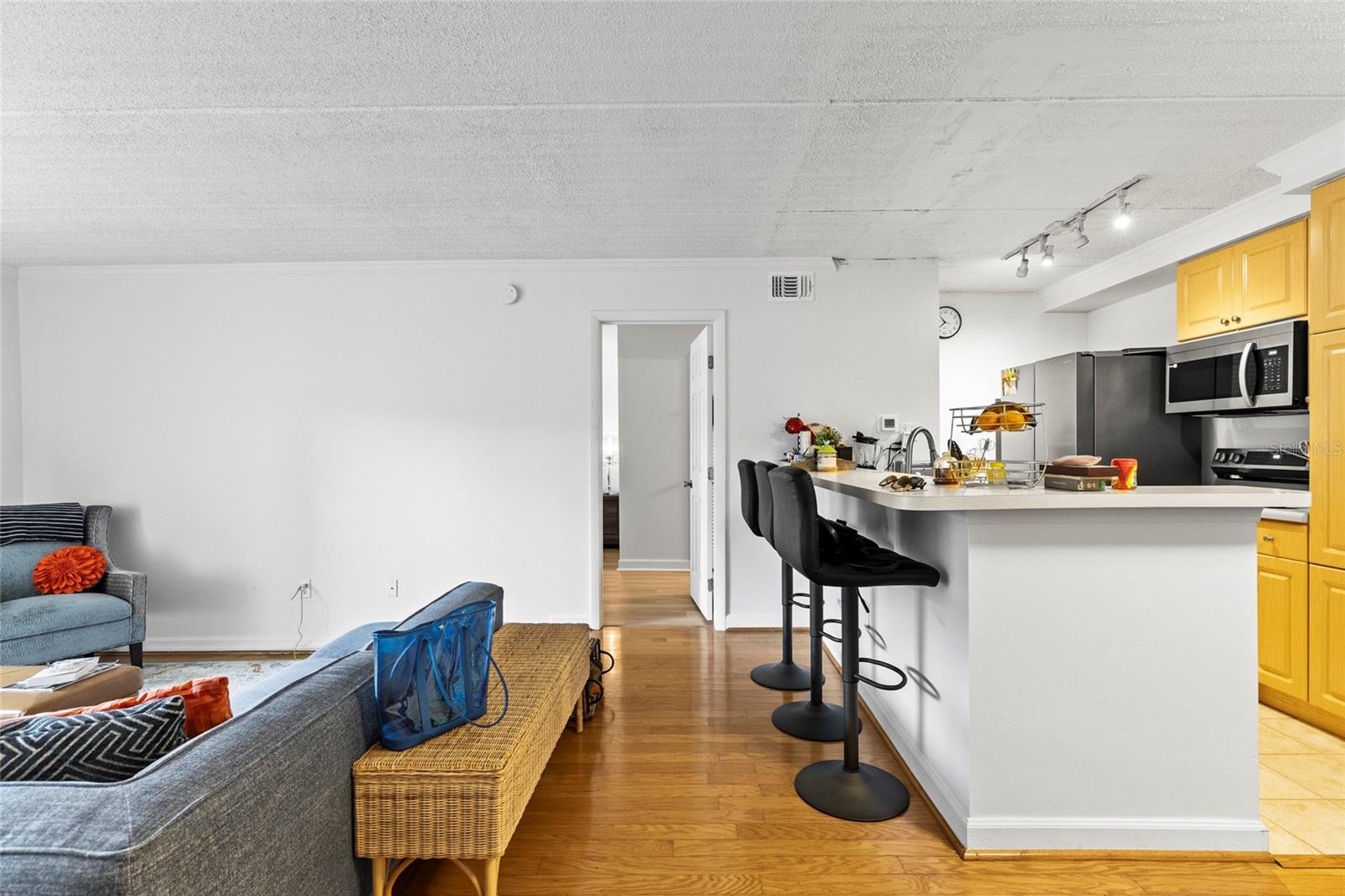 Image 9 of 36 For 5304 Kennedy Boulevard 107