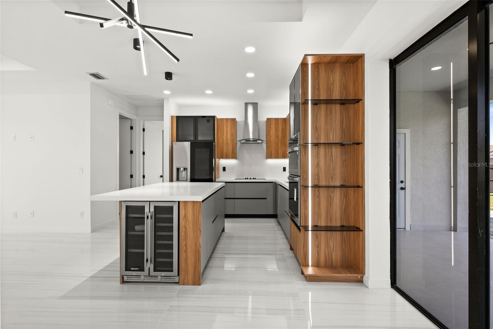 Image 12 of 32 For 2519 18th Place