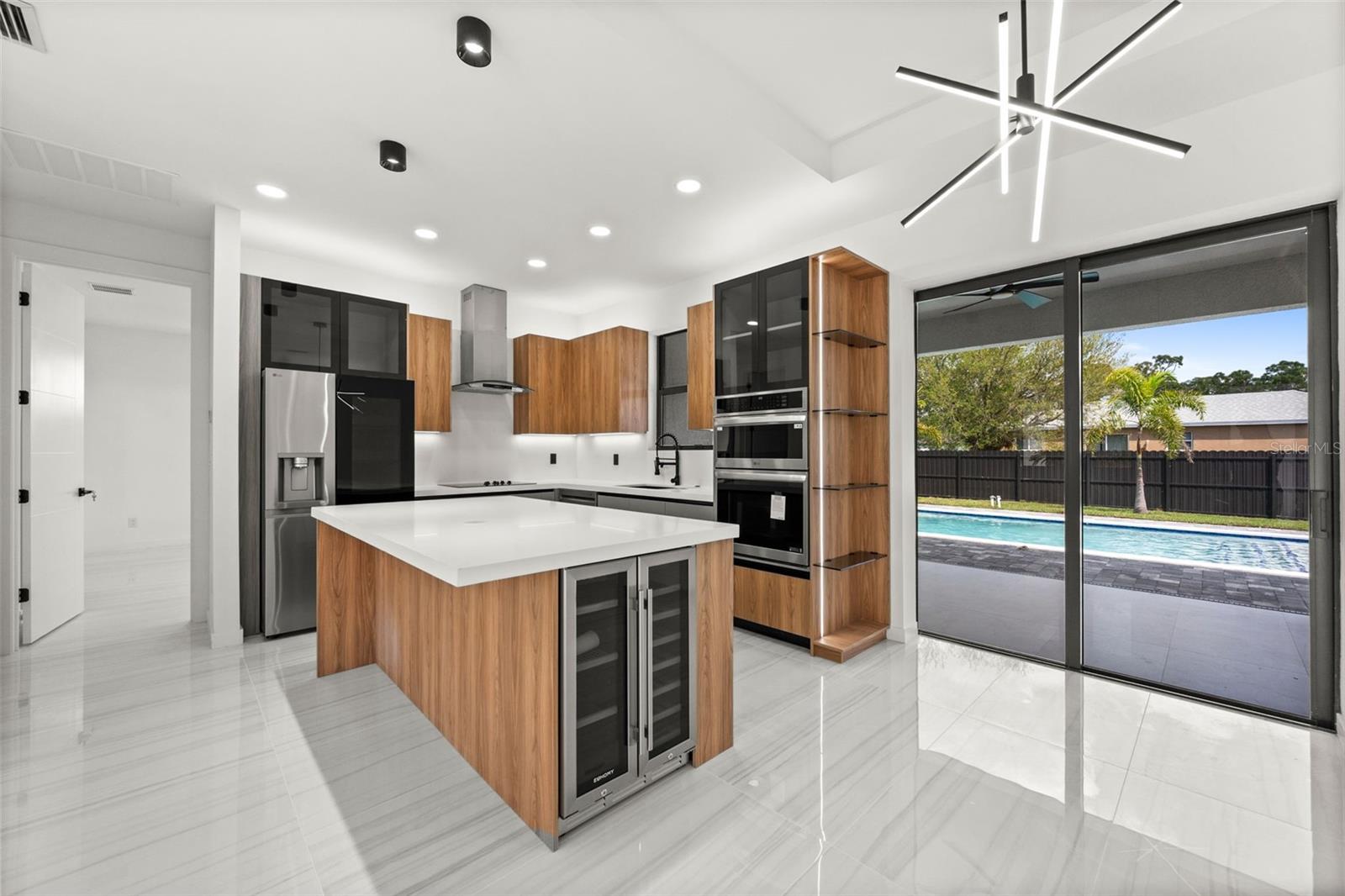 Image 14 of 32 For 2519 18th Place