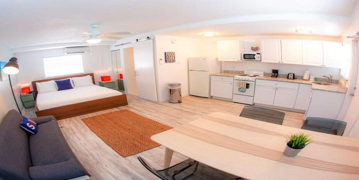 Image 10 of 14 For 6801 Sunset Way